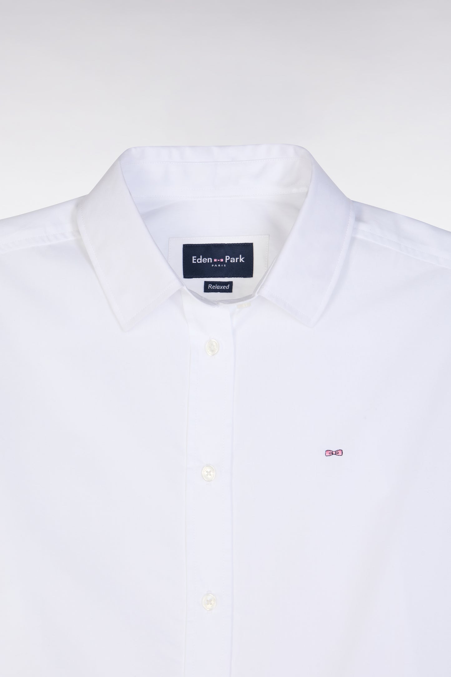 Relax-fit white cotton shirt
