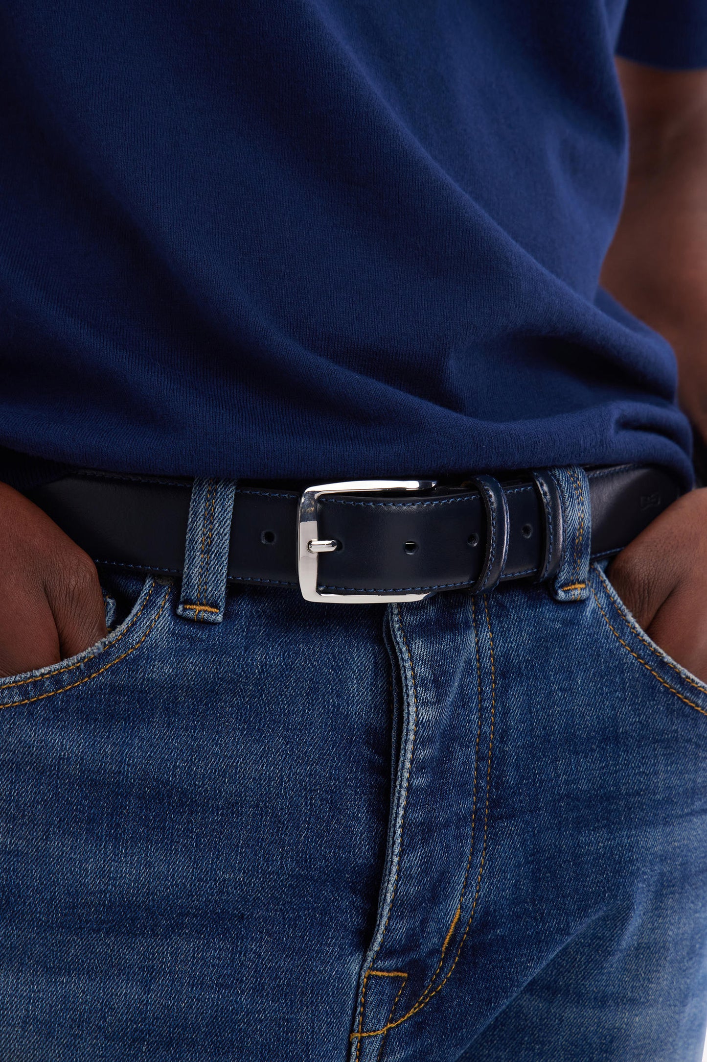 Ceinture en cuir lisse marine à double passants