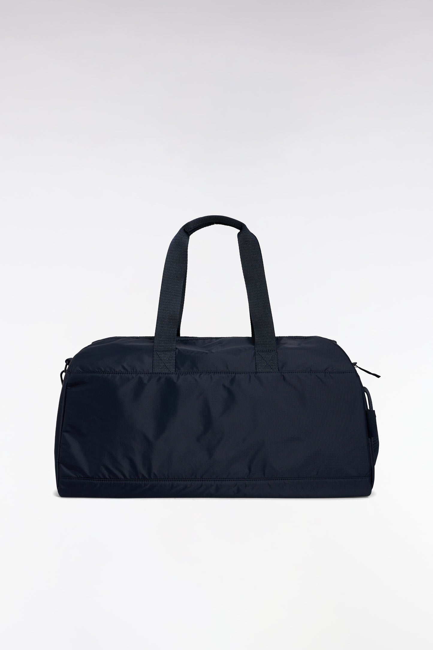 Navy blue duffle bag with Eden Park logo