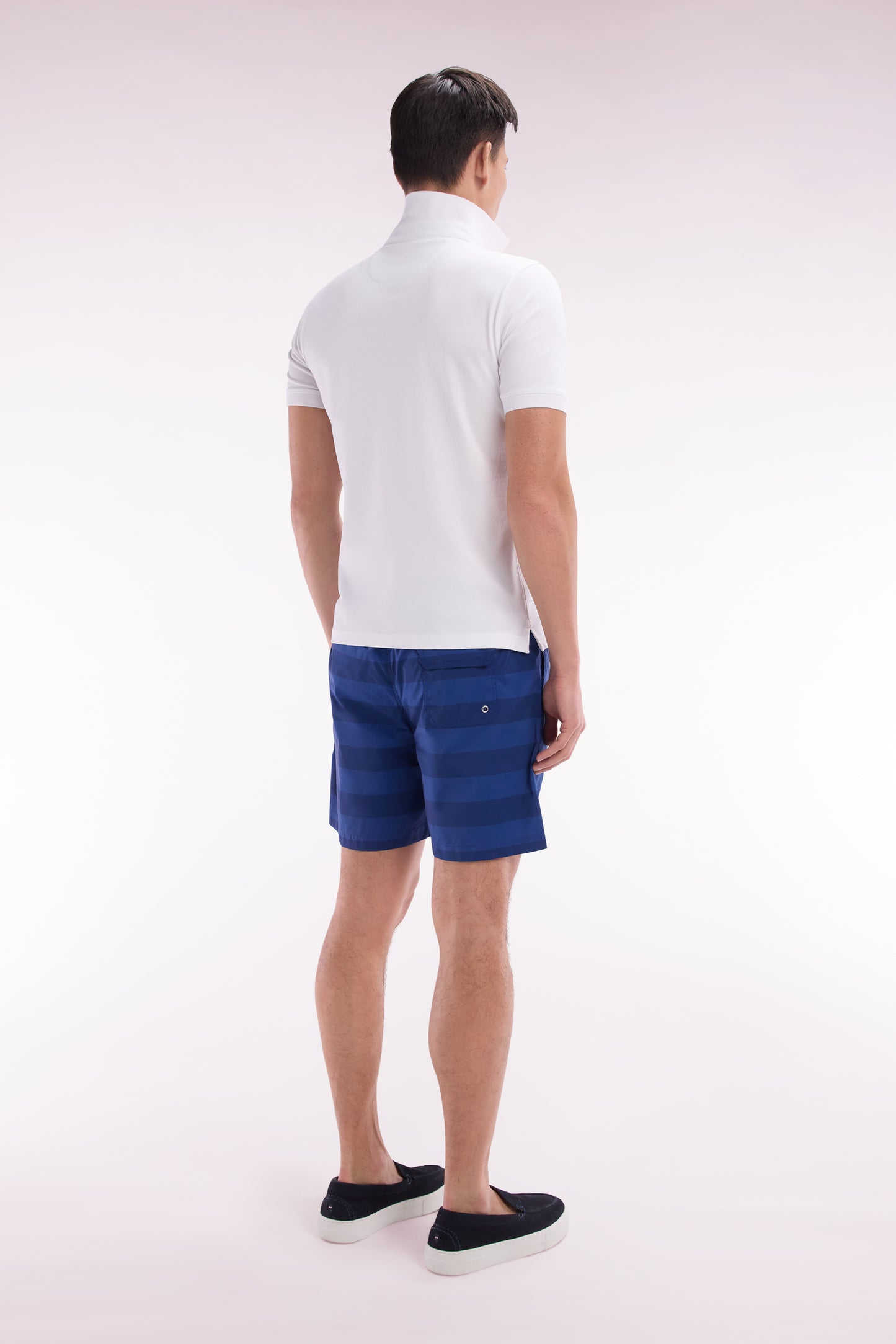 Maillot de bain cerclé bleu foncé