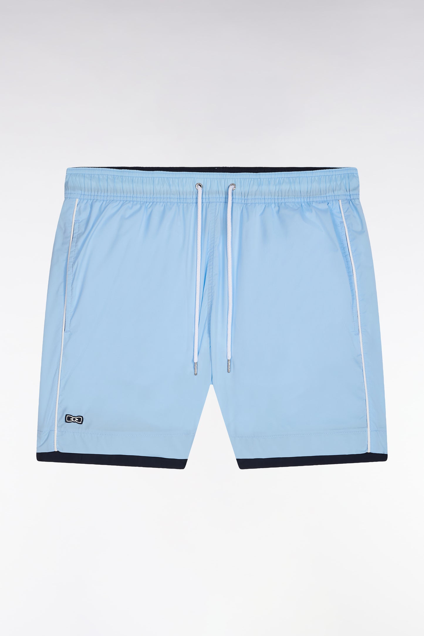 Maillot de bain ciel à passepoil blanc