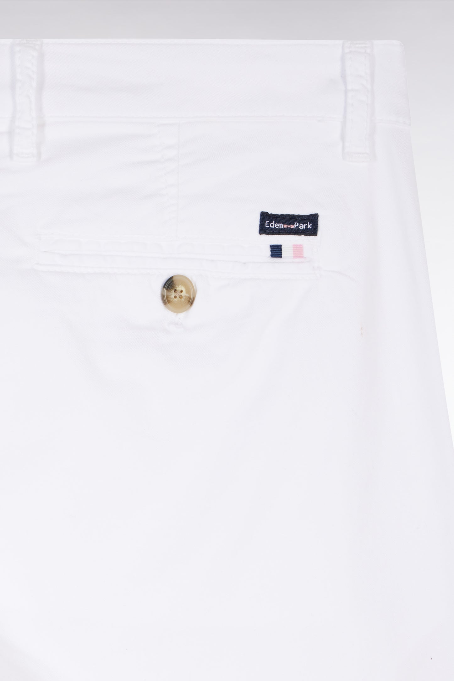 White straight-cut stretch cotton pleat-free chinos