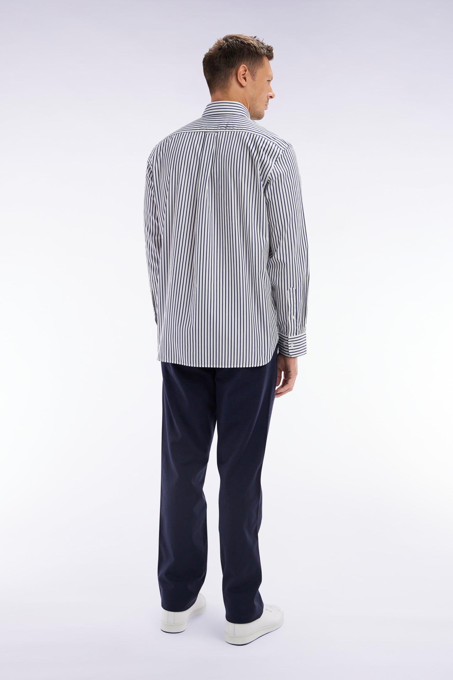 Straight-cut navy stretch cotton and linen pleat-free chinos