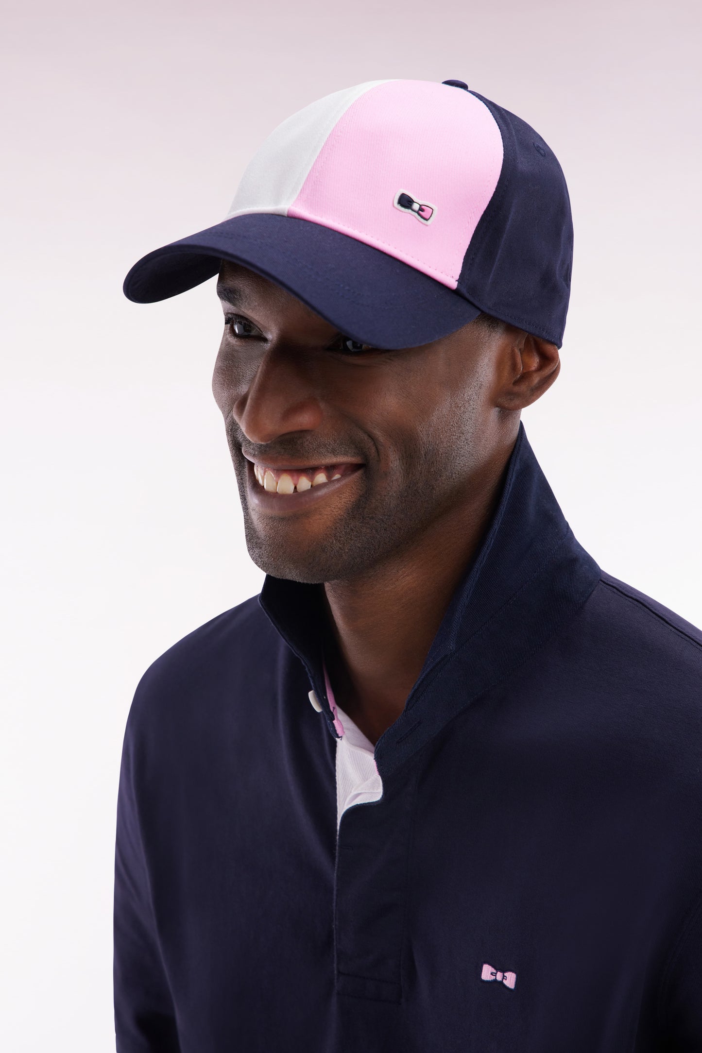 Pink cap in navy cotton twill