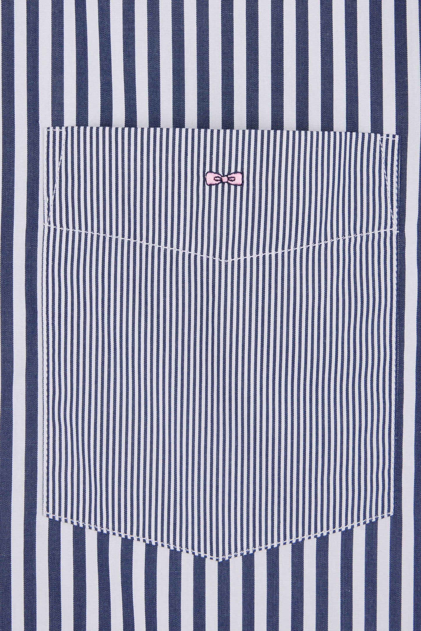 Straight short-sleeved shirt in dark blue striped poplin cotton