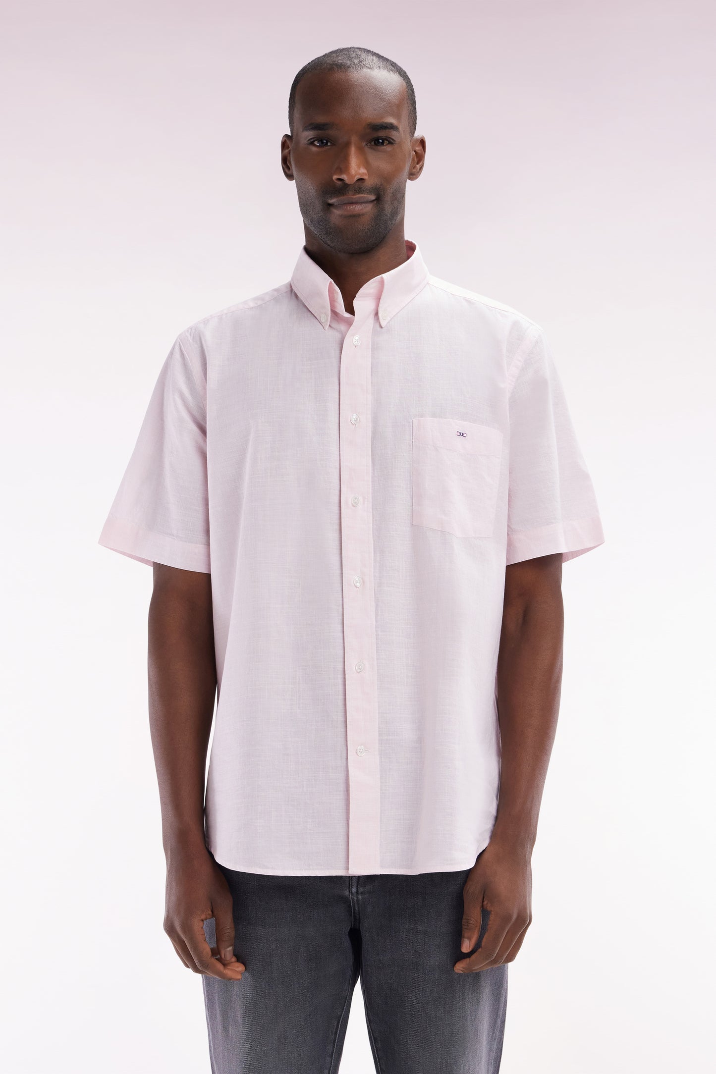 Straight short-sleeved pink cotton shirt