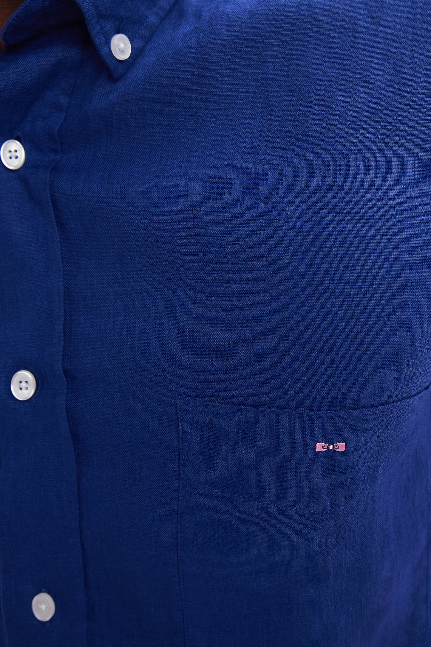 Chemise en lin bleu foncé unie coupe droite