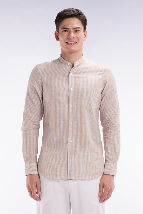 Chemise en coton et lin rayée beige à col Mao coupe ajustée - Image 1