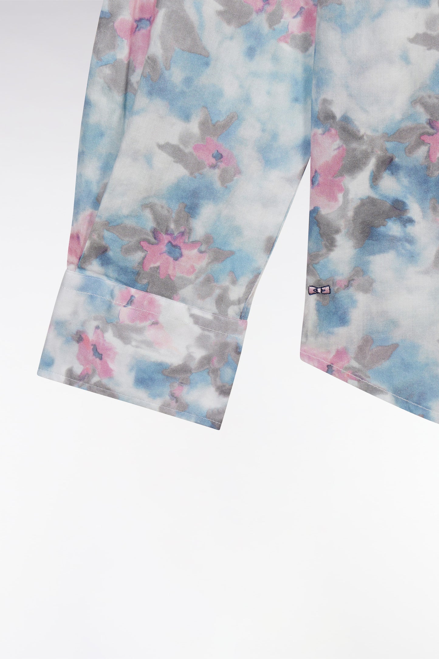 Slim-fit sky blue cotton shirt with floral print