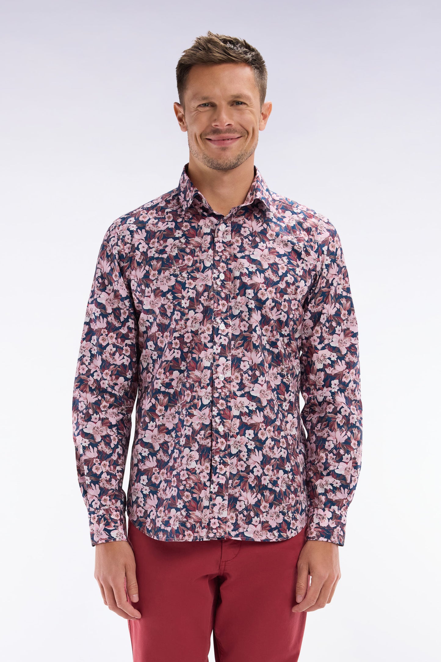 Straight-fit cotton poplin shirt with burgundy floral print