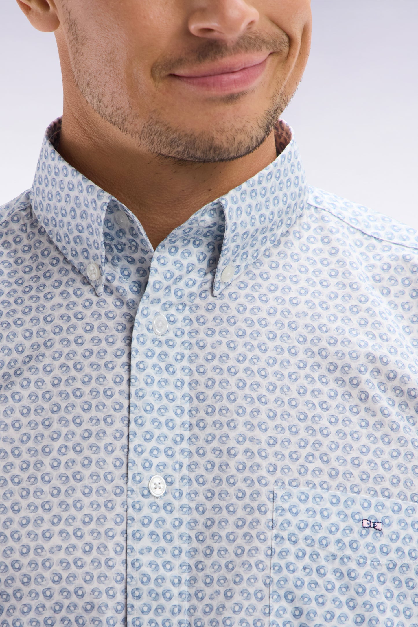 Straight-fit cotton poplin shirt with grey graphic microprint