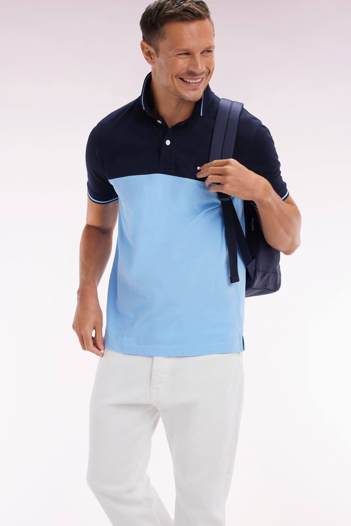 Straight-fit short-sleeved polo shirt in sky blue cotton piqué with jacquard collar