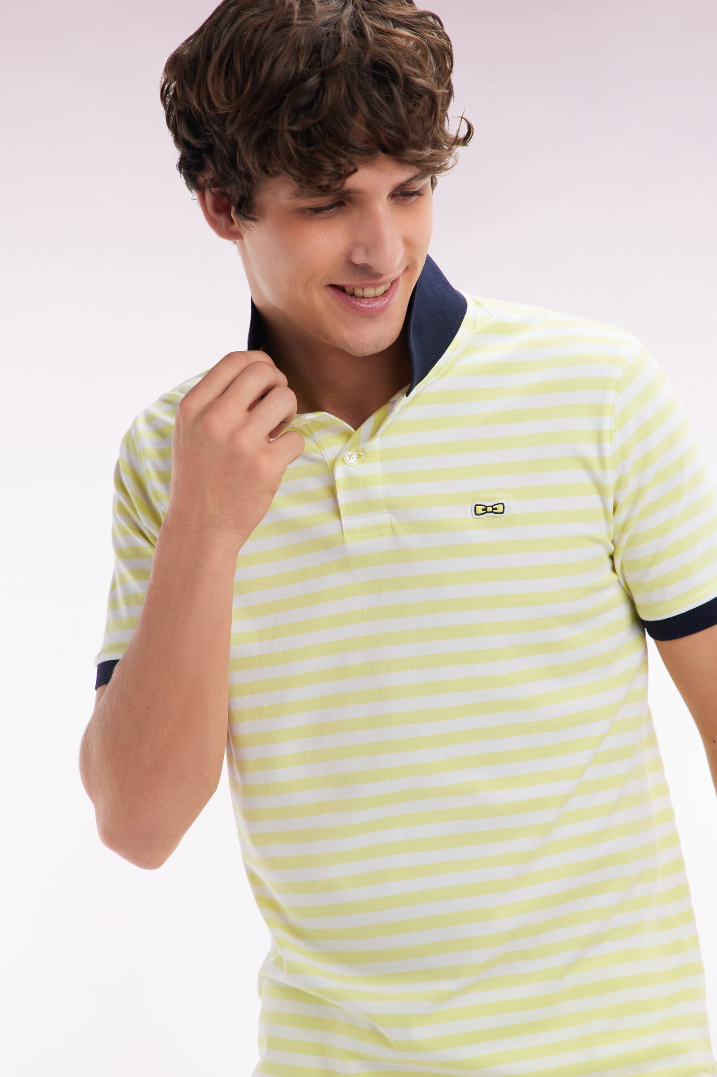 Slim-fit short-sleeved sailor polo shirt in yellow striped stretch cotton