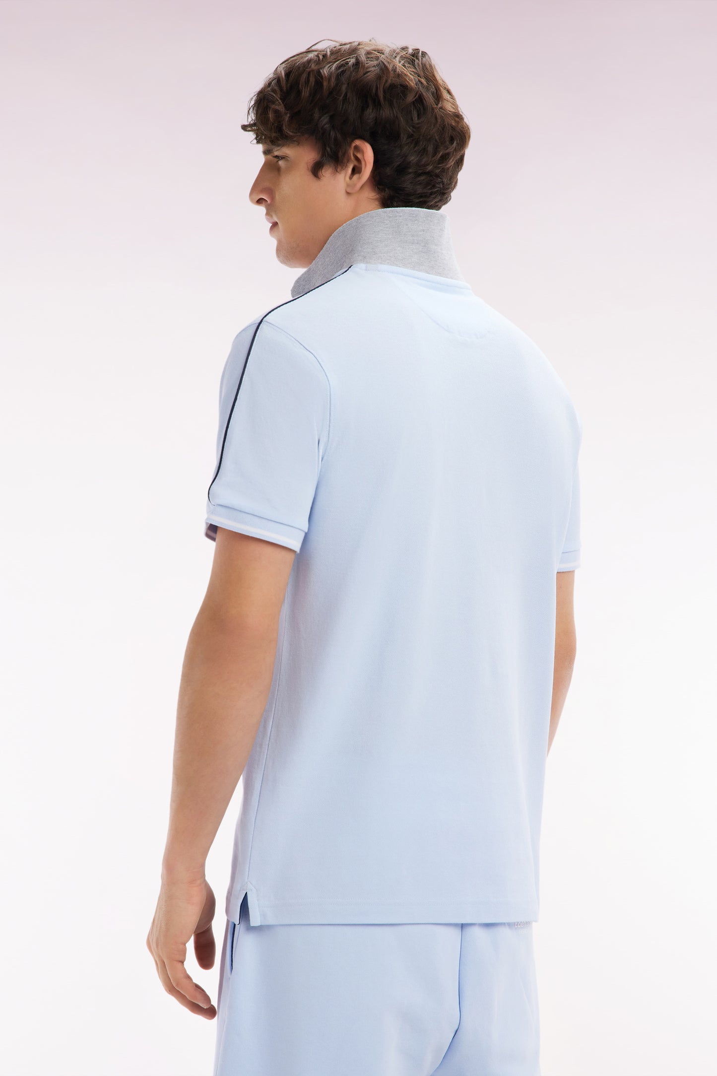 Relaxed-fit plain short-sleeved polo shirt in sky blue cotton with Eden Park lettering
