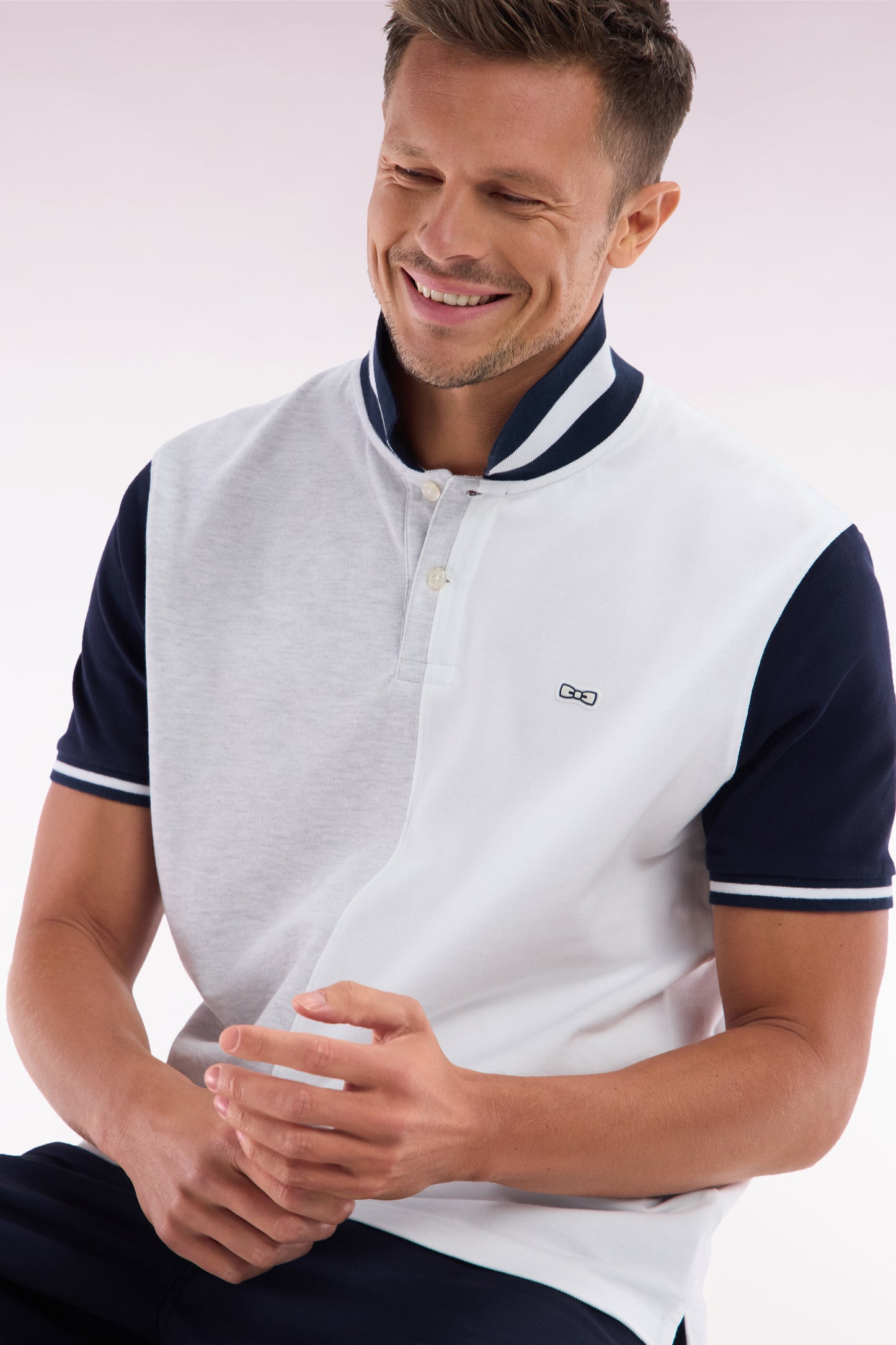 Relaxed-fit two-tone grey and white short-sleeved cotton polo shirt