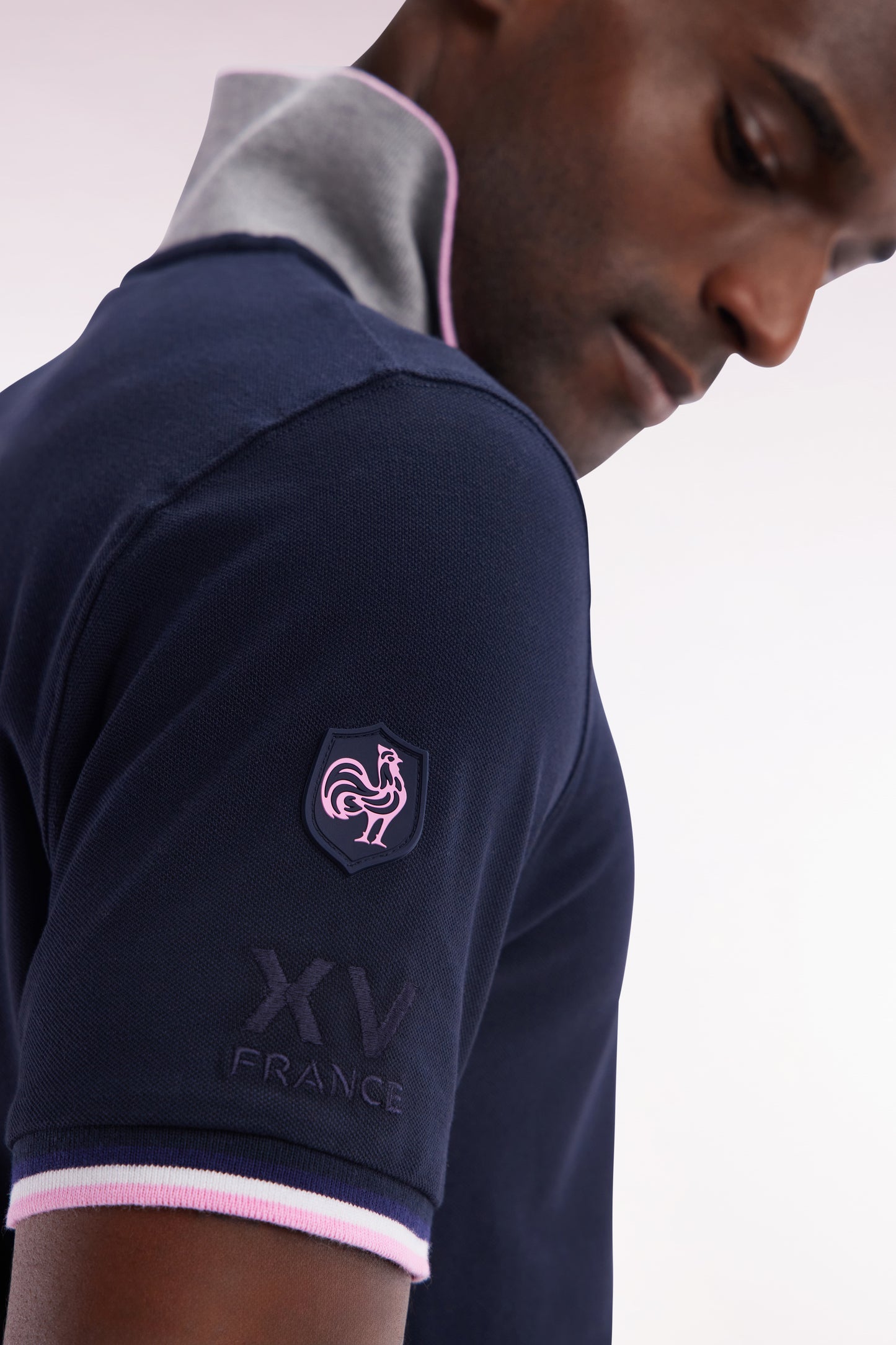 Slim-fit short-sleeved polo shirt in navy stretch cotton with zipped collar