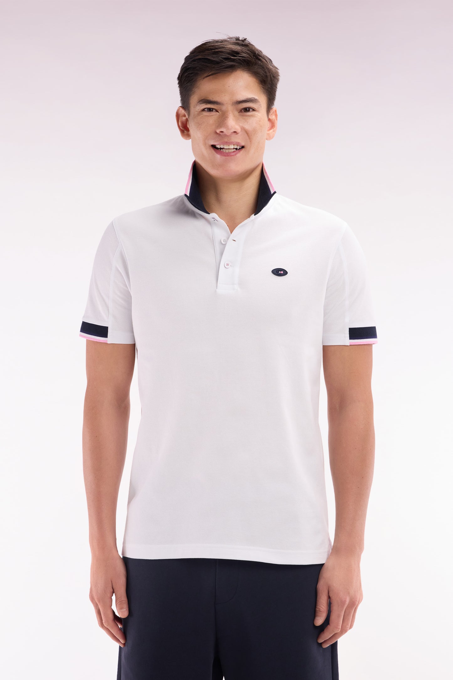 Straight-cut short-sleeved polo shirt in white cotton with two-tone ribbed edges