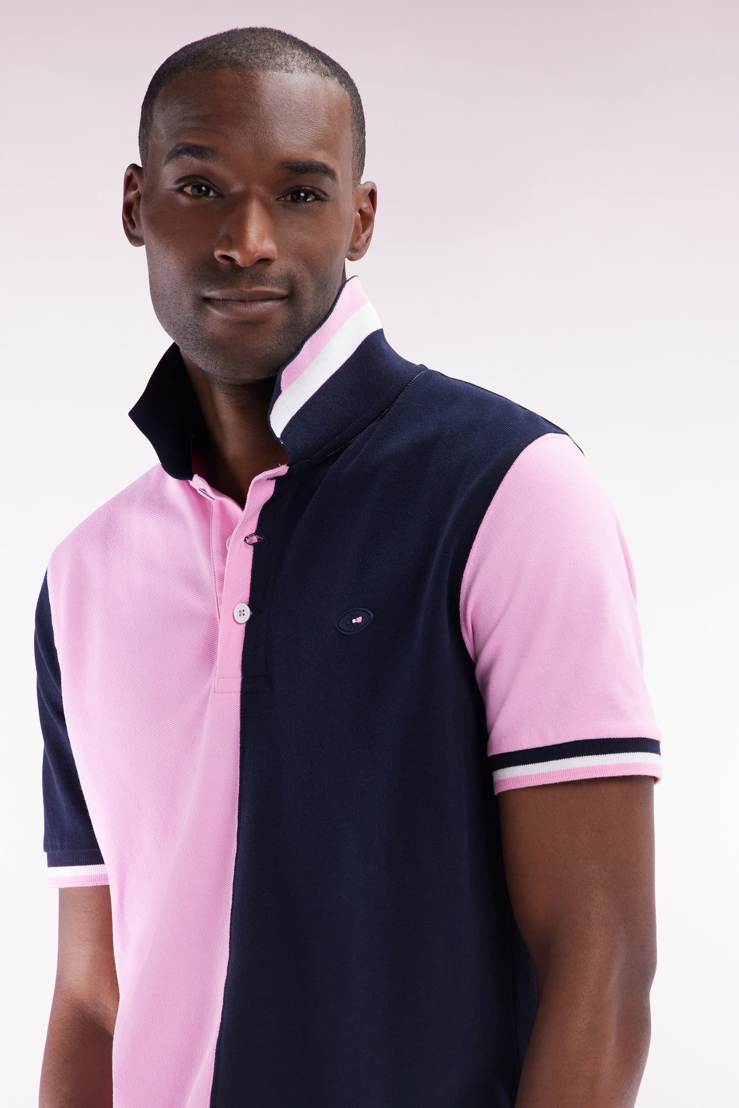 Straight-fit short-sleeved polo shirt in two-tone pink and navy cotton