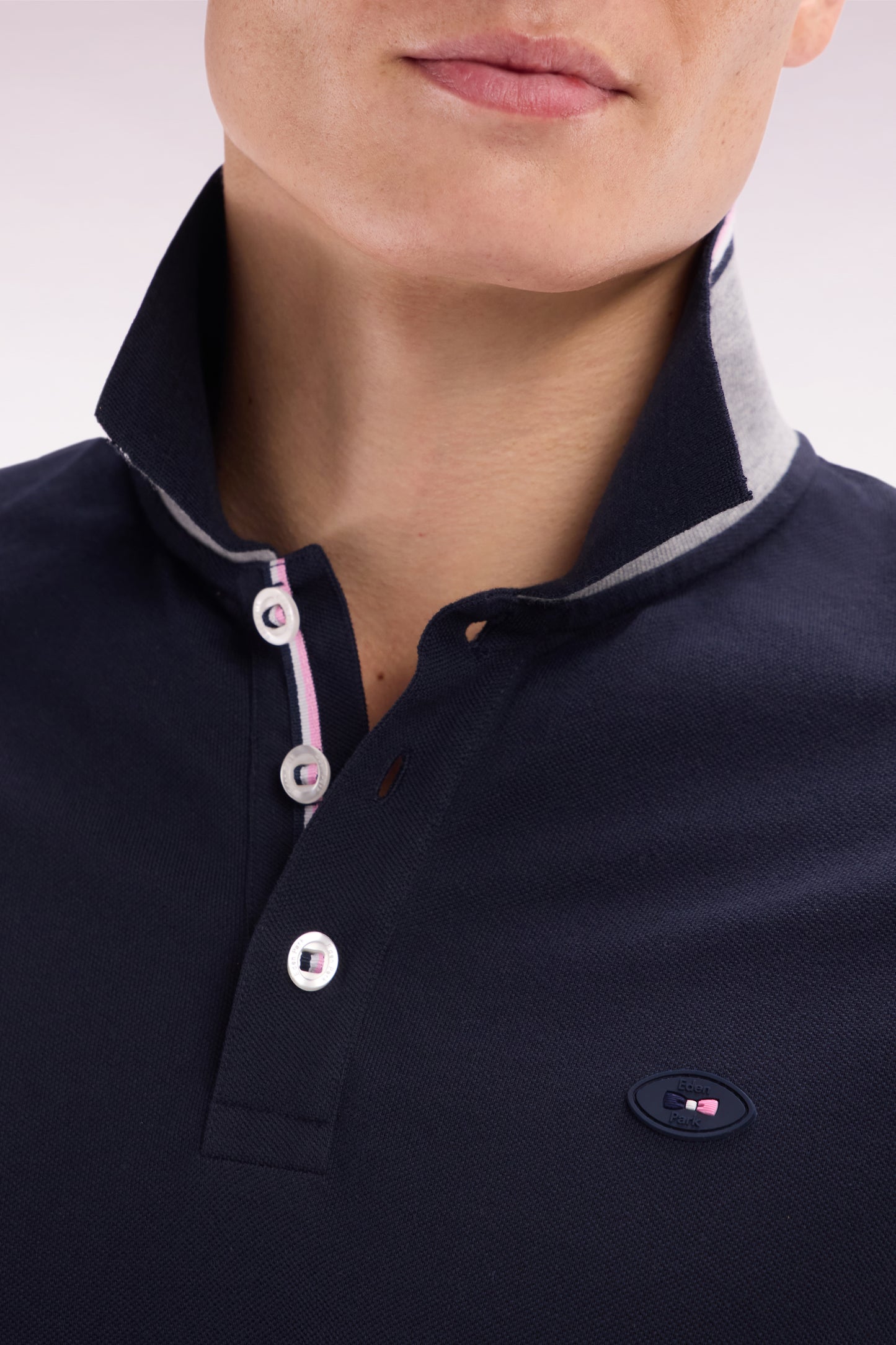 Straight-fit short-sleeved polo shirt in navy cotton piqué with 10 embroidery