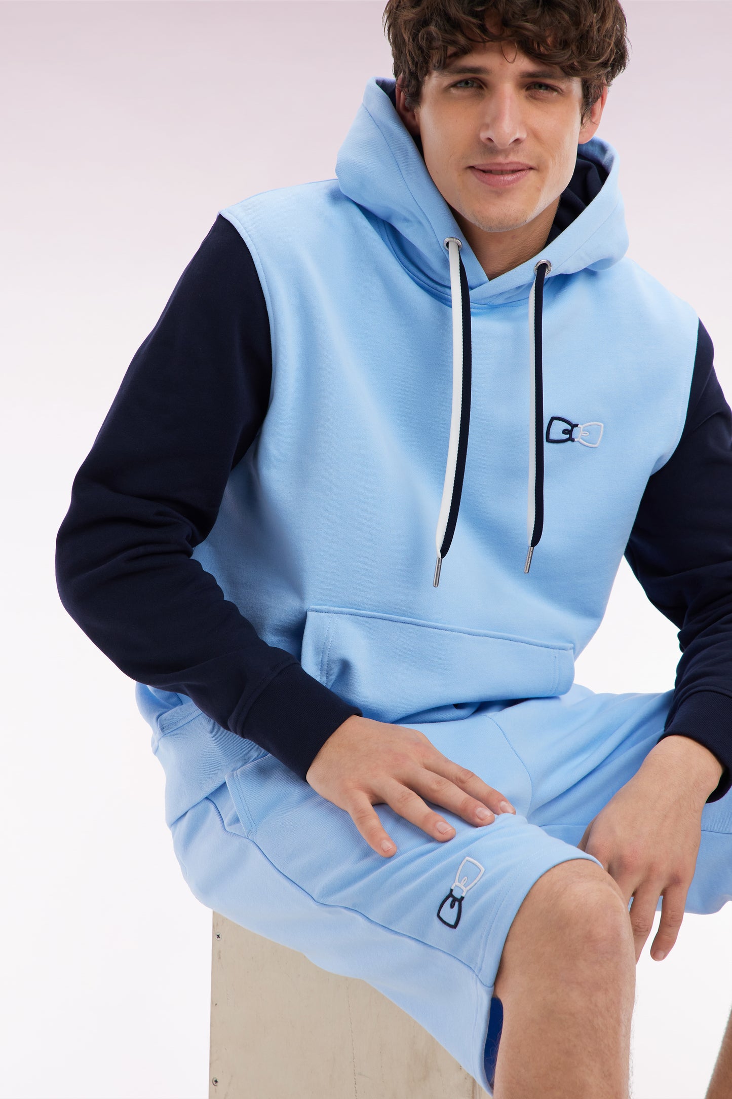Relaxed-fit navy cotton hoodie with two-tone back embroidery