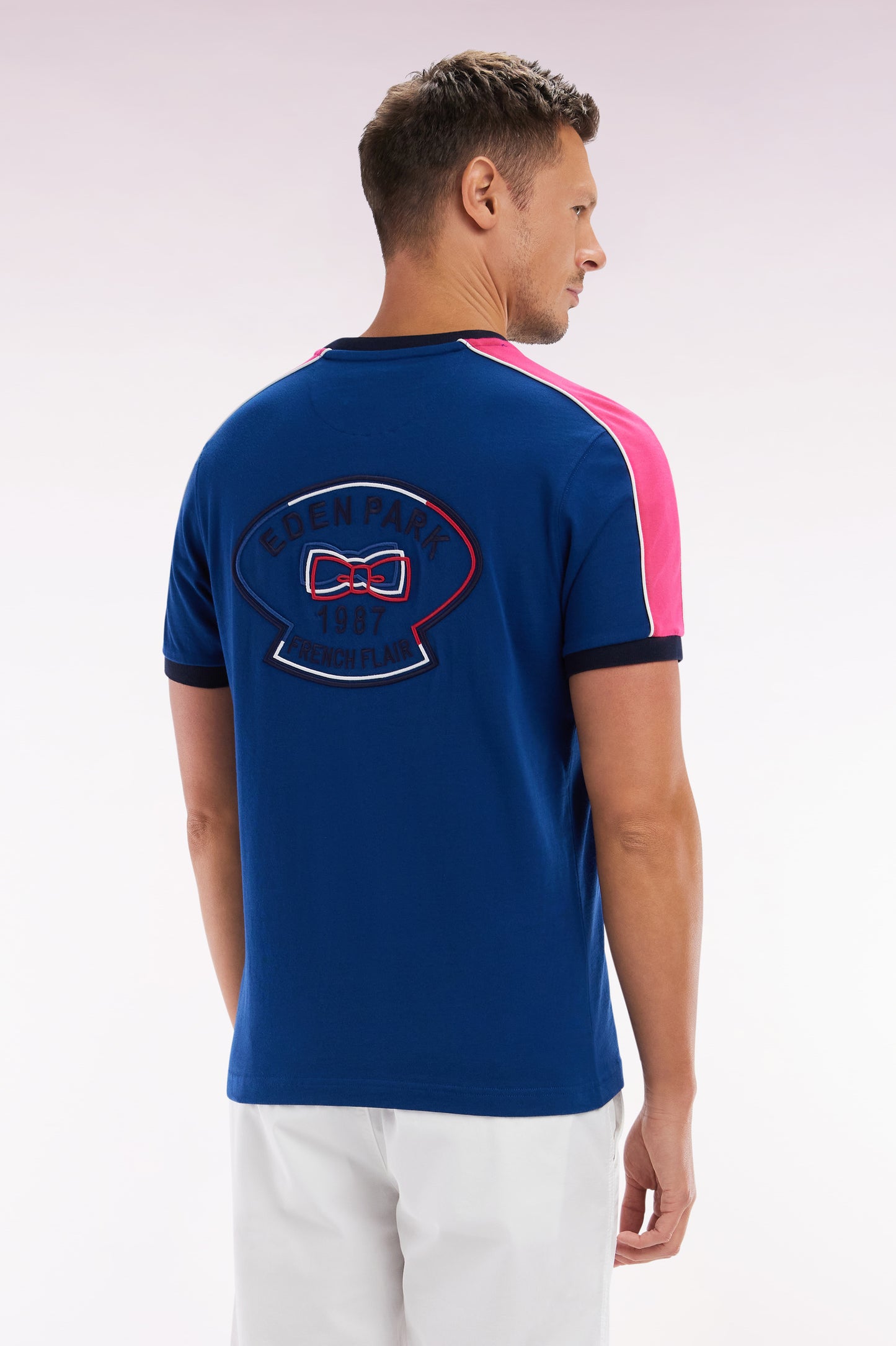 T-shirt en coton bleu foncé broderie dos et découpes coupe droite
