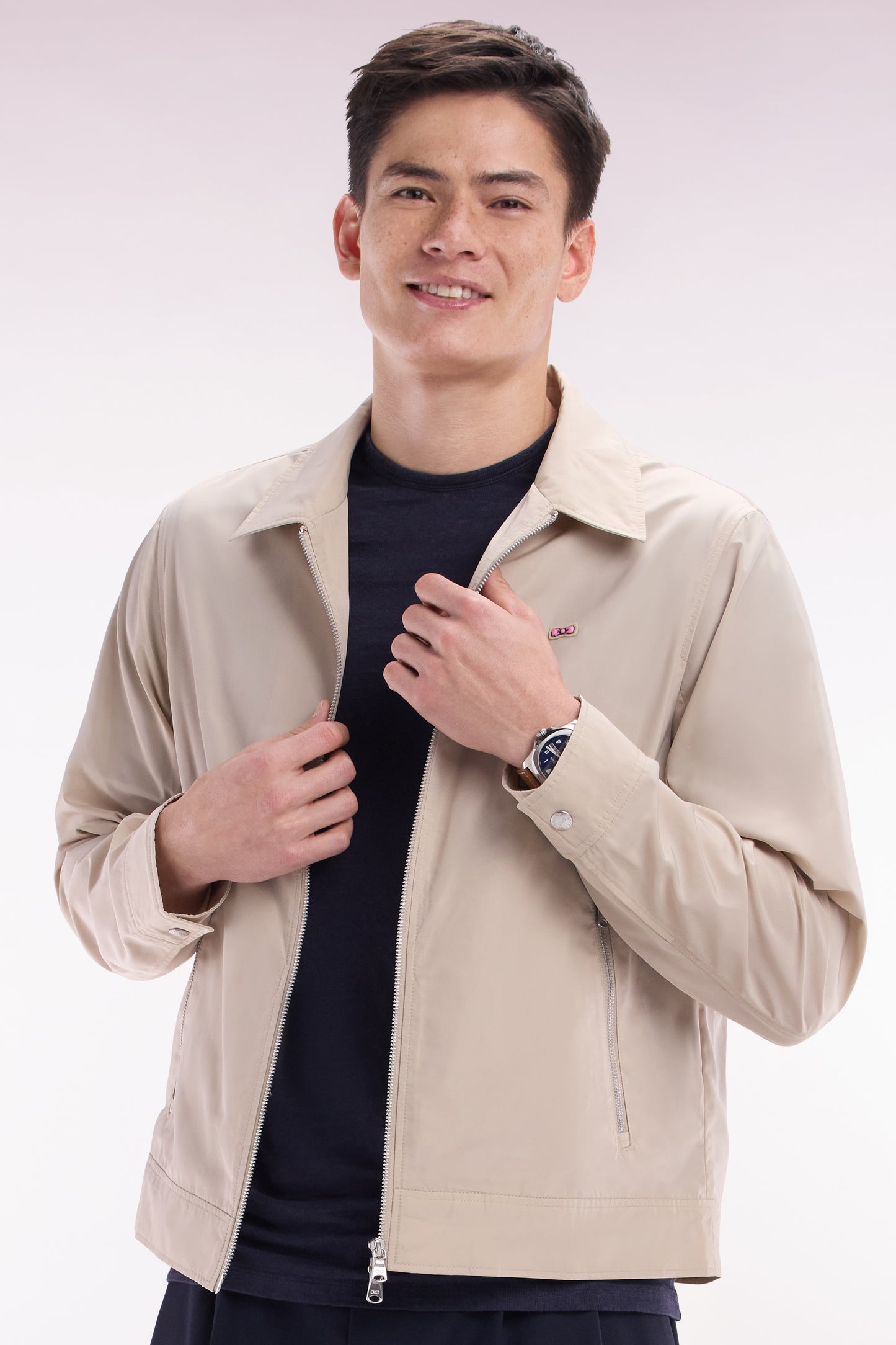 Beige zipped jacket