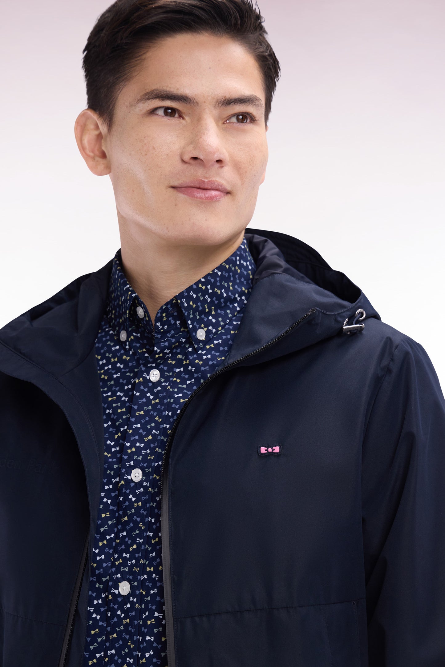 Blouson coupe-vent en polyamide Soft Touch à capuche marine