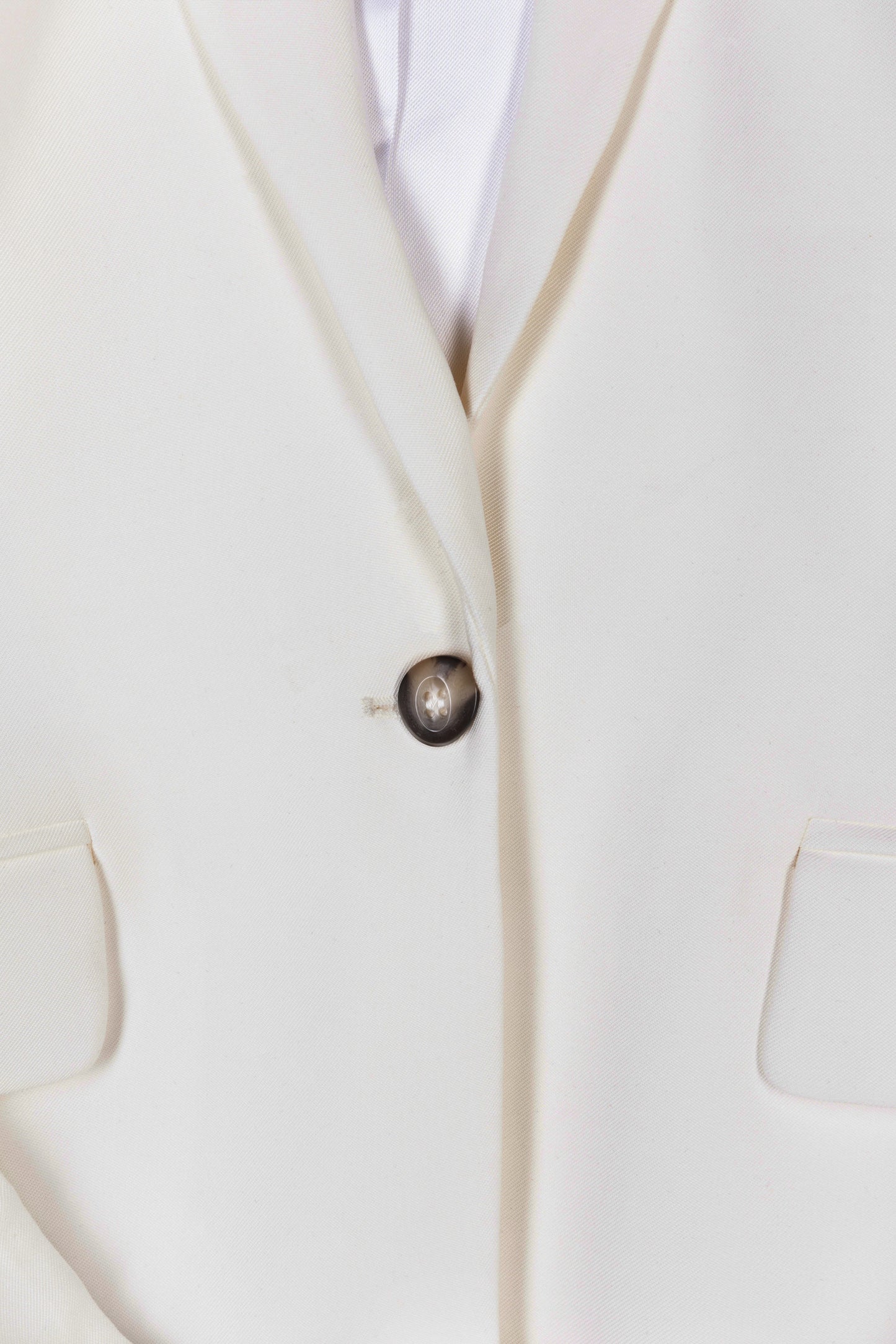 Flowing ecru jacket with belt