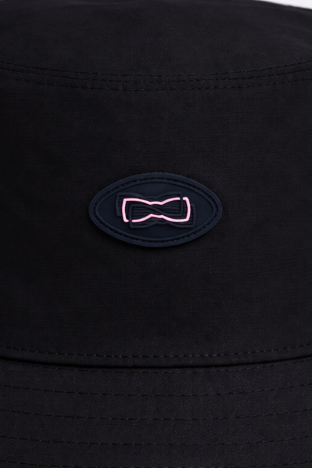 Bob en nylon noir à impressions 3D