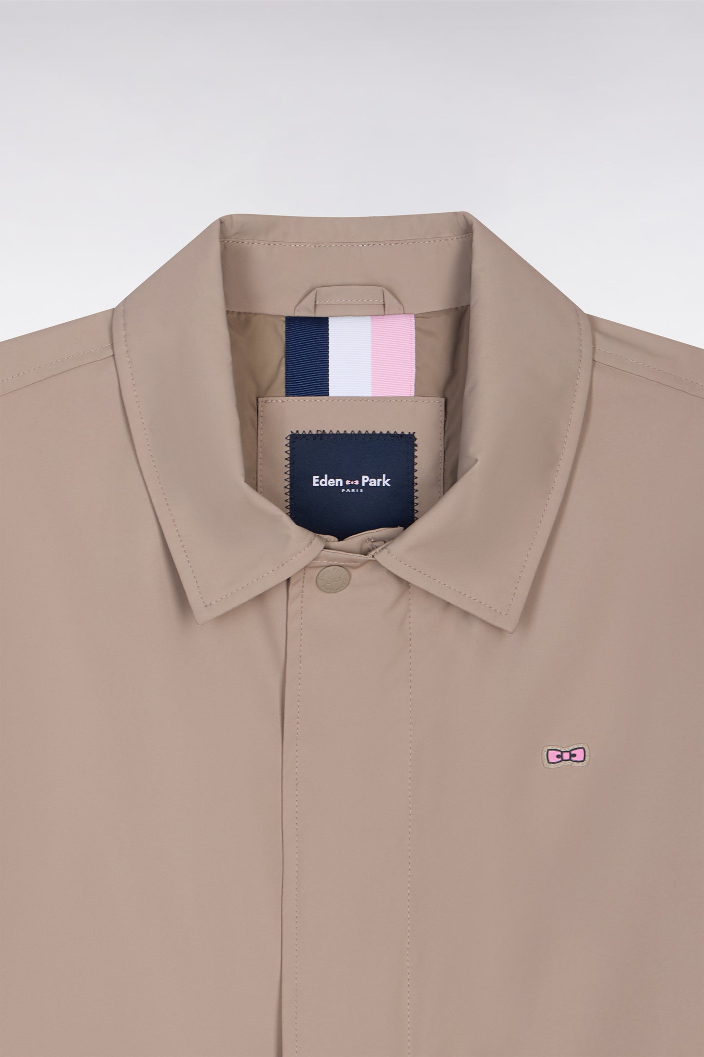 Imperméable court en nylon grège