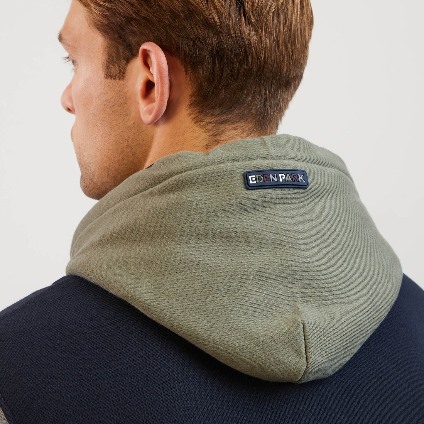 Sweat bleu marine colorblock