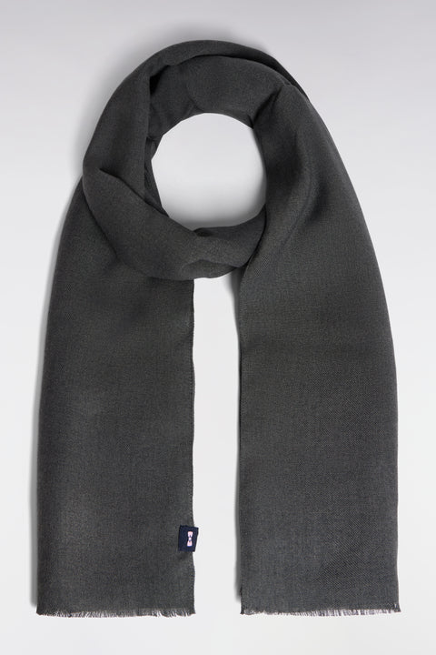 Écharpe frangée grise - Image 1