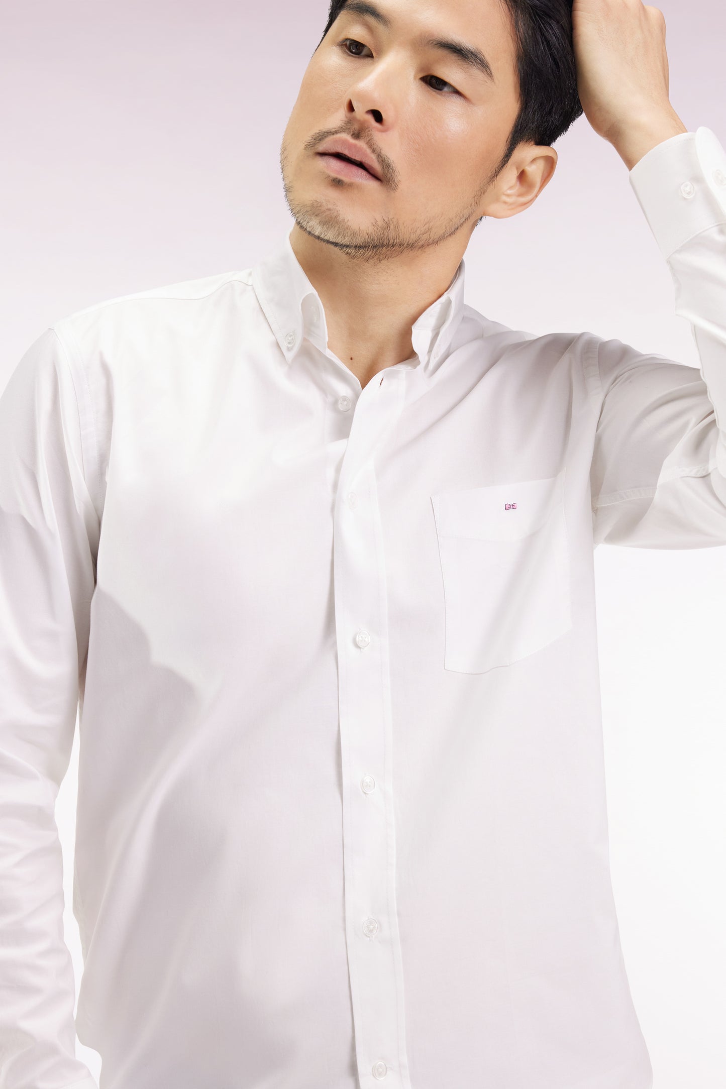 Chemise en coton blanc coupe droite