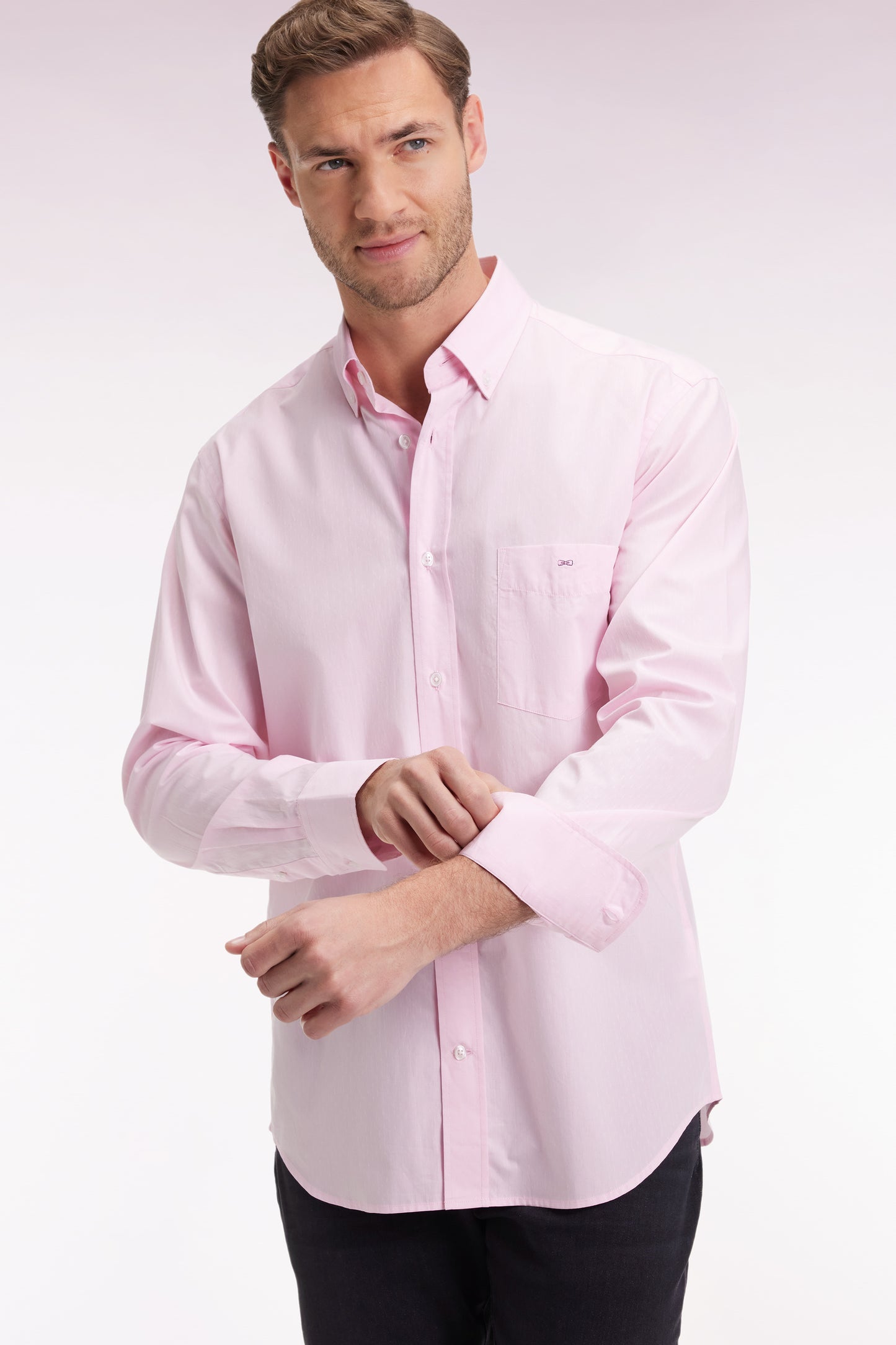 Pink cotton shirt with jacquard micropatterns, straight cut