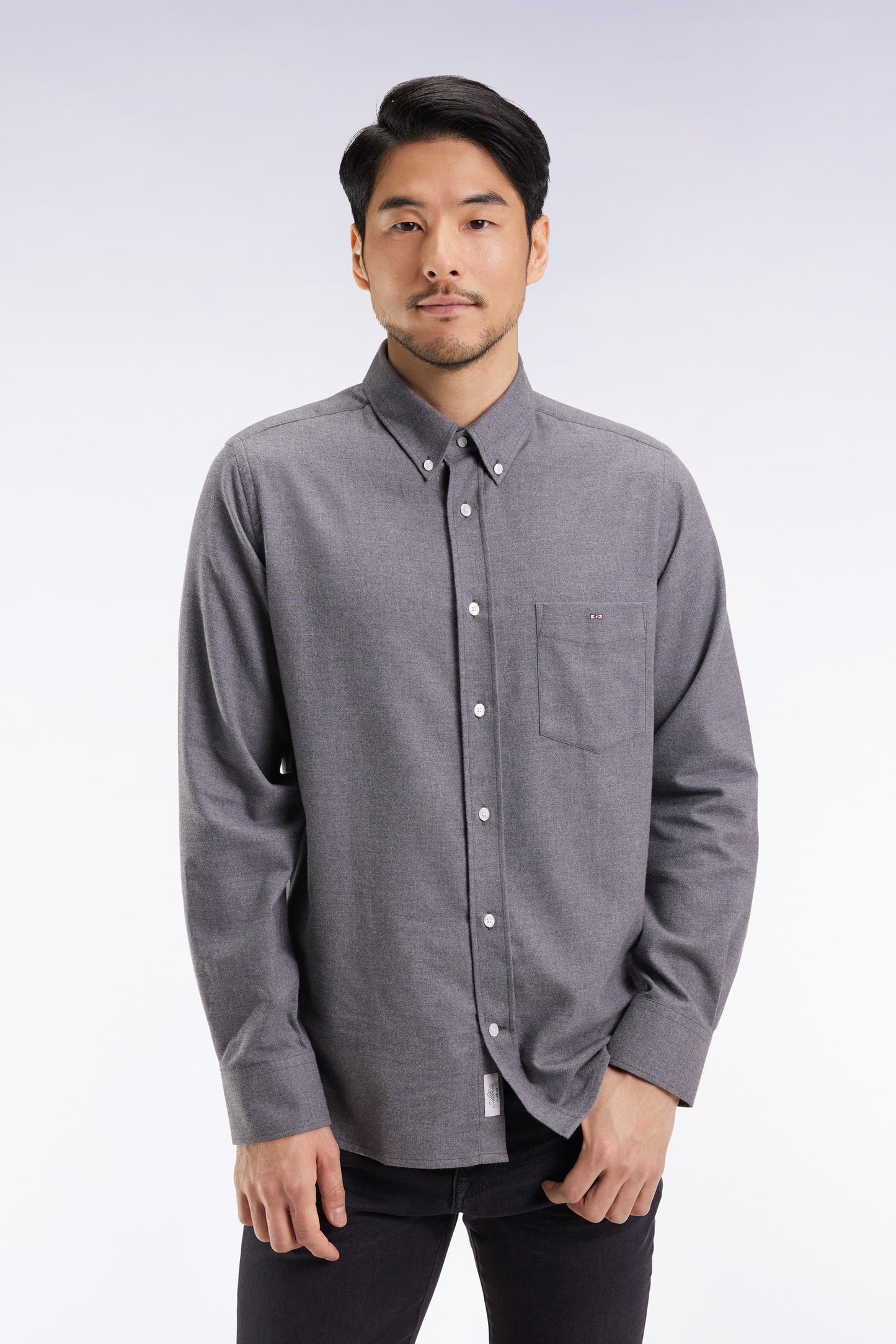Chemise en flanelle grise coupe droite