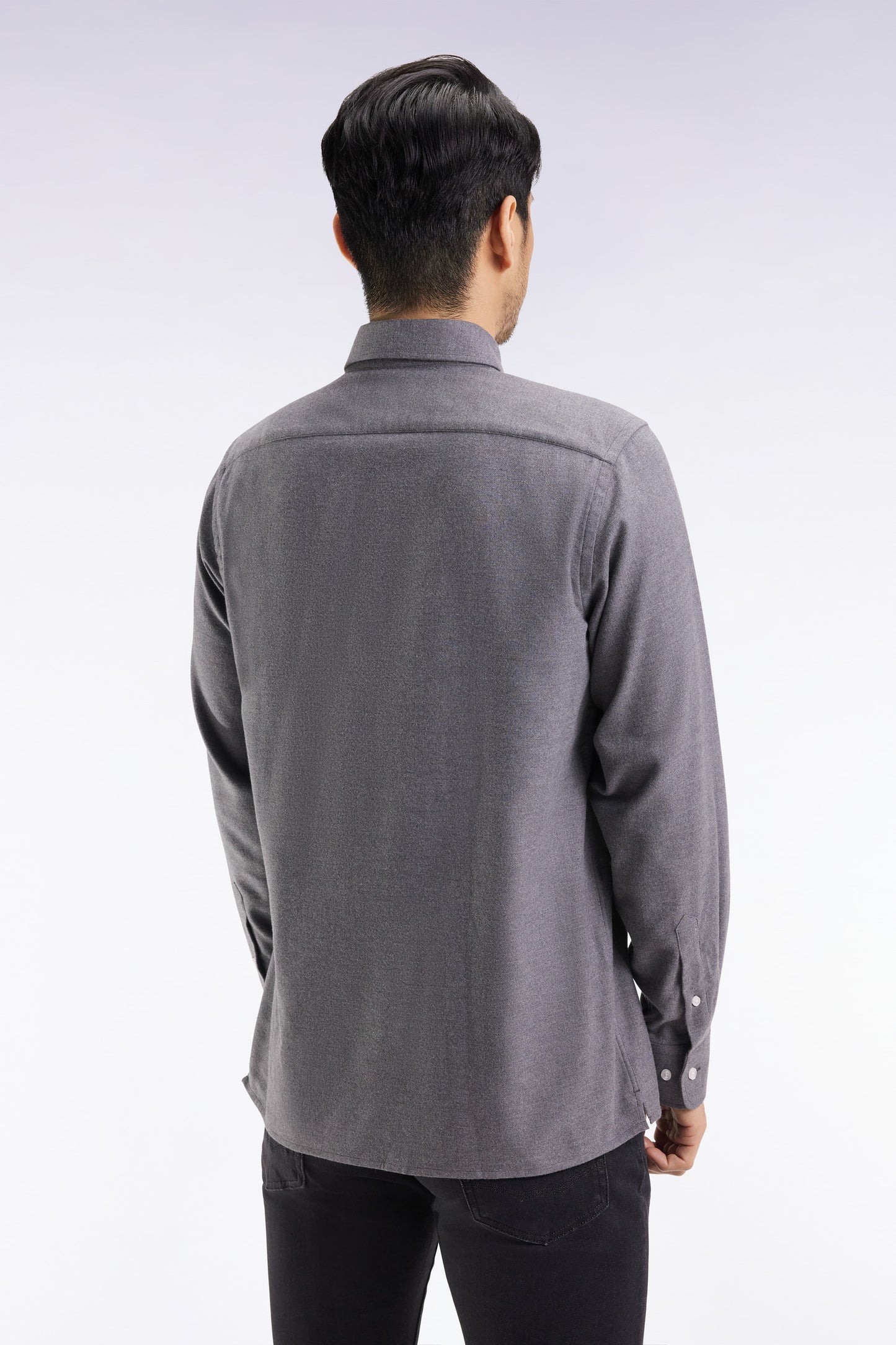 Chemise en flanelle grise coupe droite