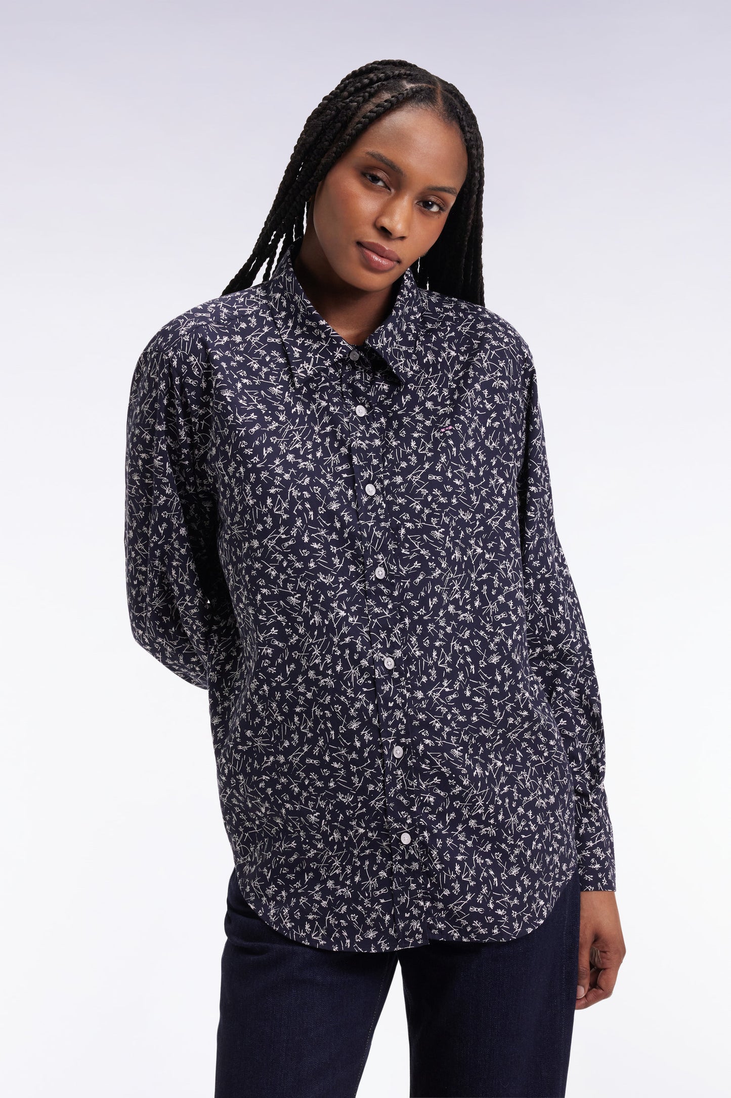 Chemise en popeline de coton marine à micro-motifs coupe slim