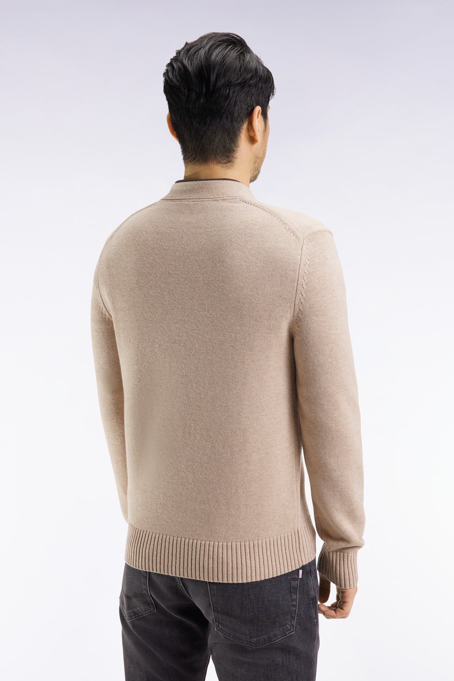 Cardigan en laine et coton beige coupe droite