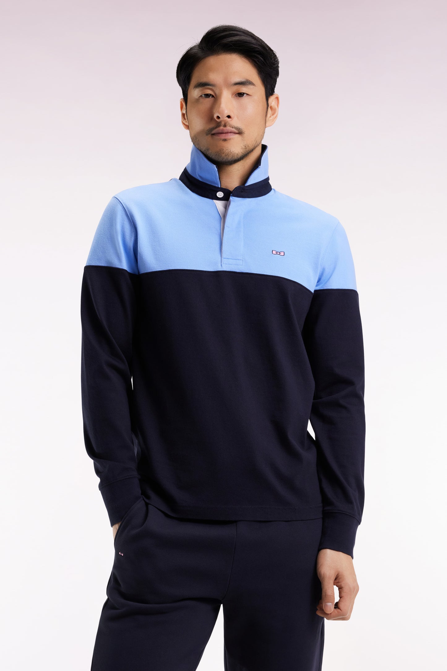 Maillot à manches longues en jersey bicolore marine et ciel coupe droite