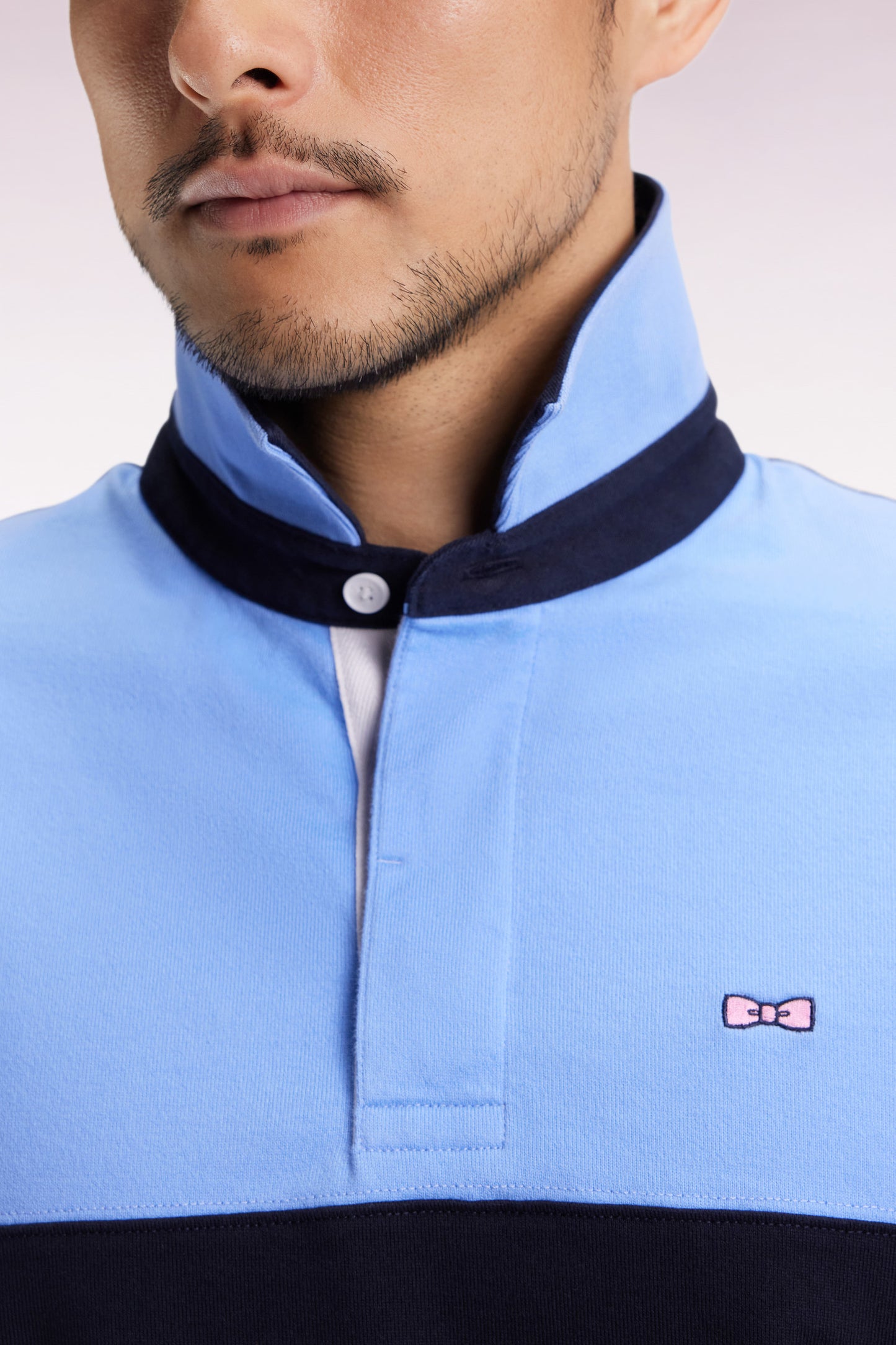 Maillot à manches longues en jersey bicolore marine et ciel coupe droite