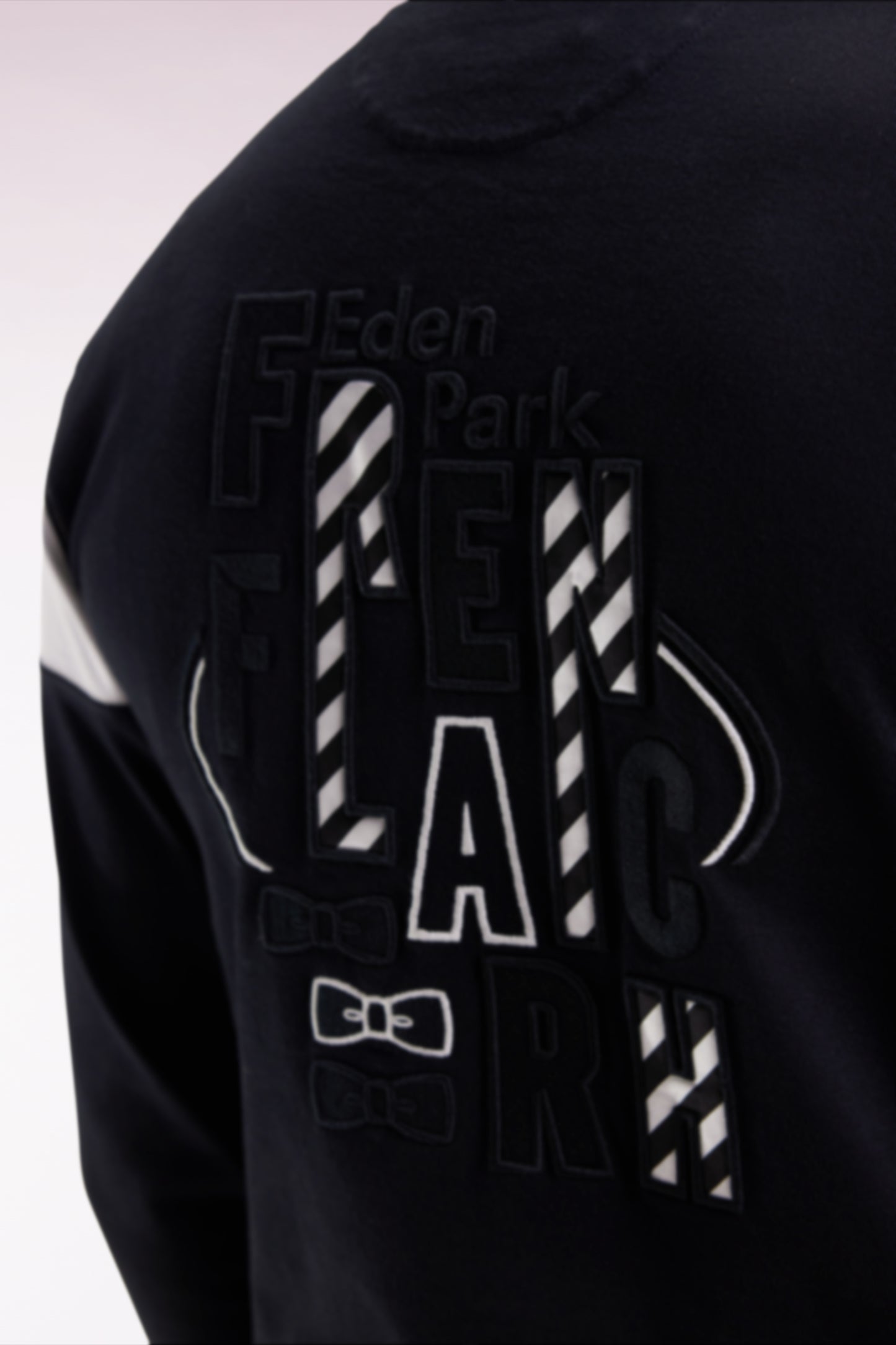 Maillot à manches longues en jersey bicolore noir et blanc coupe droite