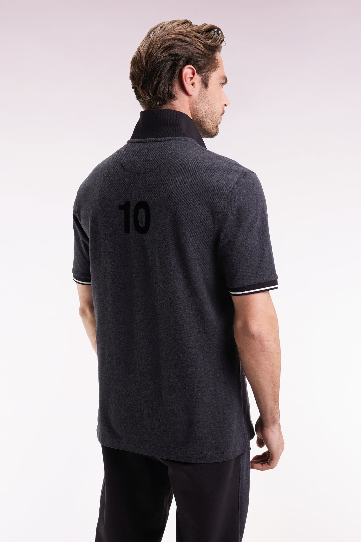 New Zealand short-sleeved polo shirt in grey cotton piqué, loose fit