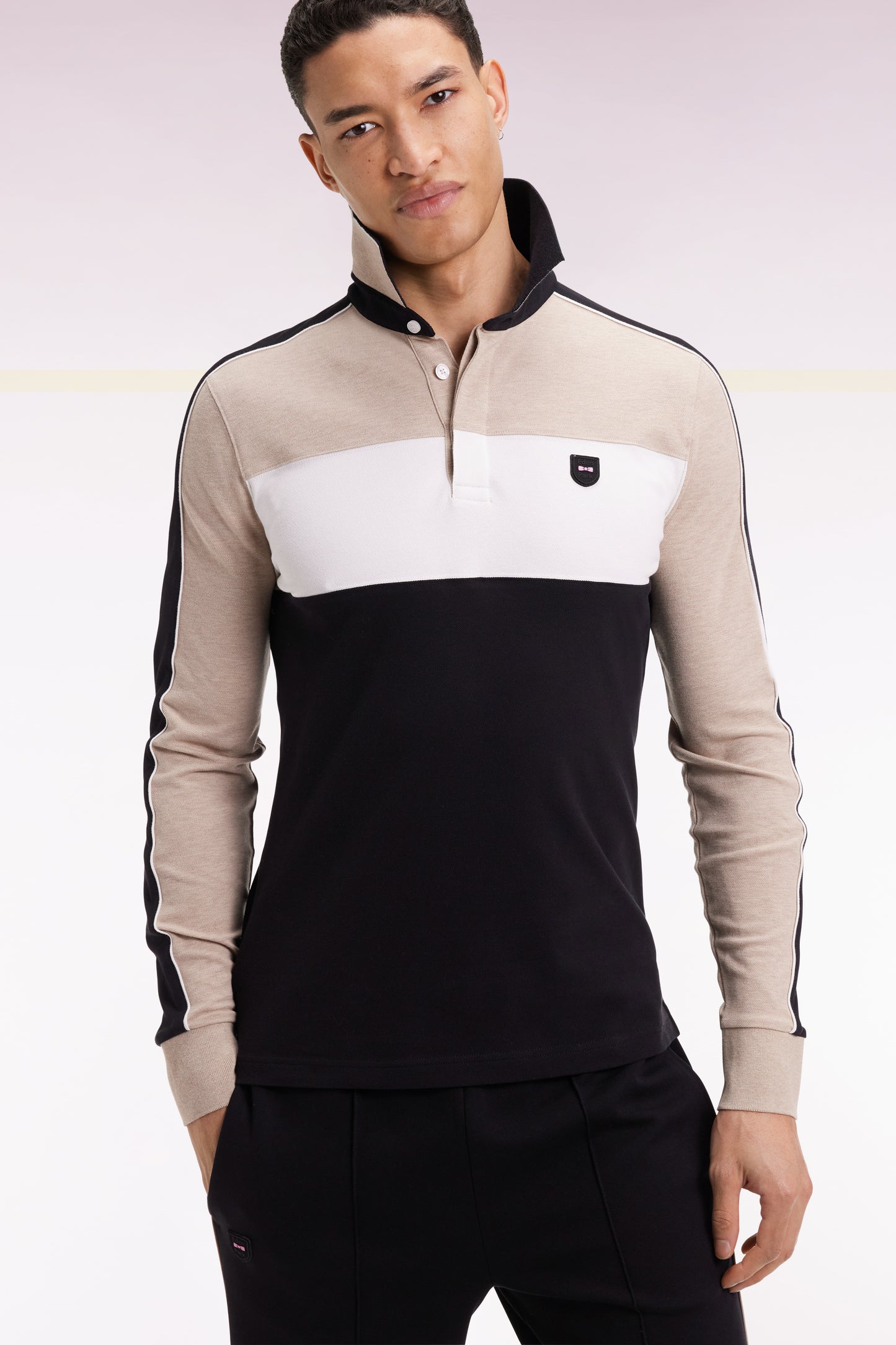 Polo tricolore à manches longues en coton stretch beige coupe slim