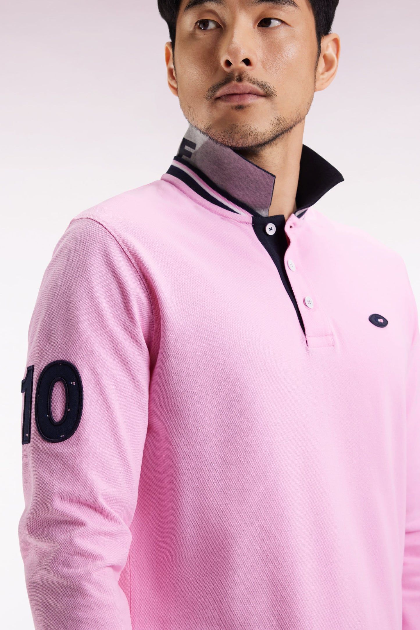Polo à manches longues en coton rose brodé coupe droite