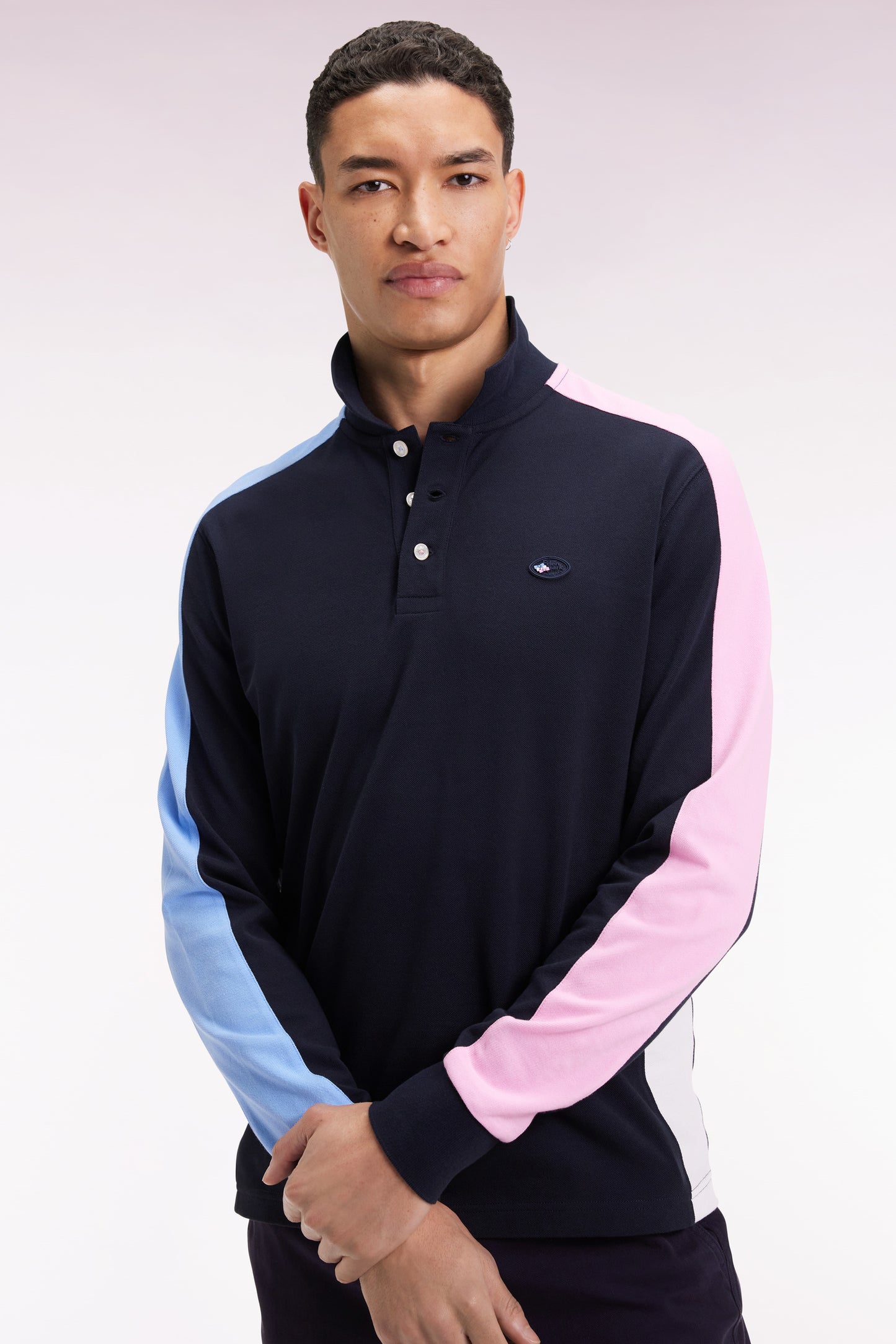 Long-sleeved navy polo shirt with tri-color cut-out sleeves