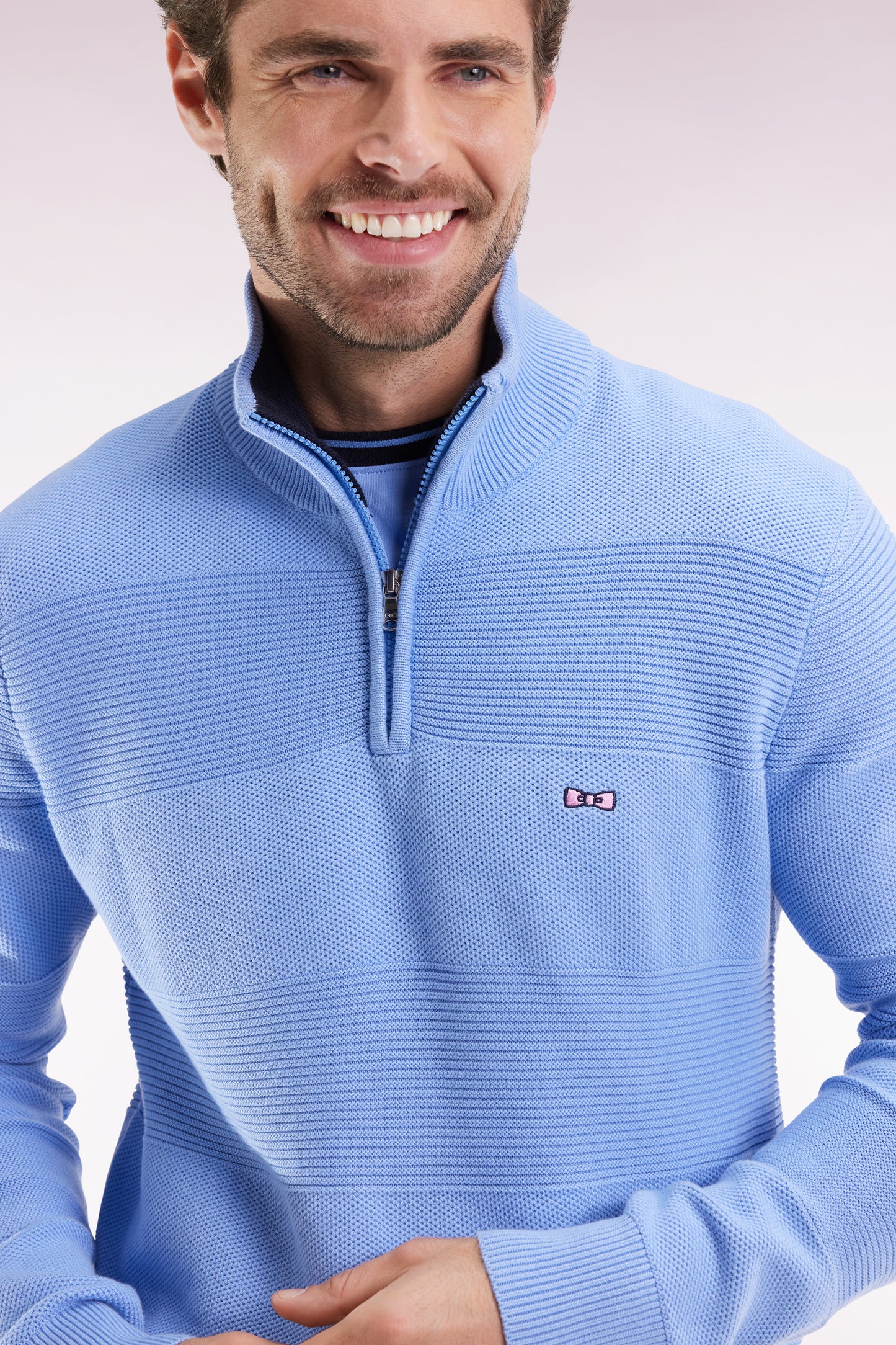 Pull col camionneur en coton ciel effet de rayure
