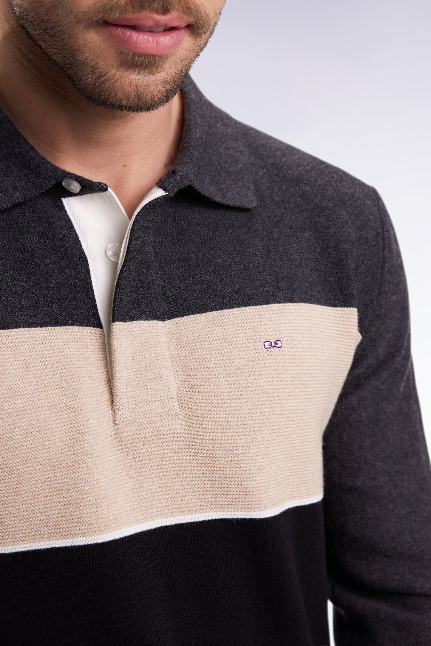 Pull col maillot en laine et coton noir gris et beige