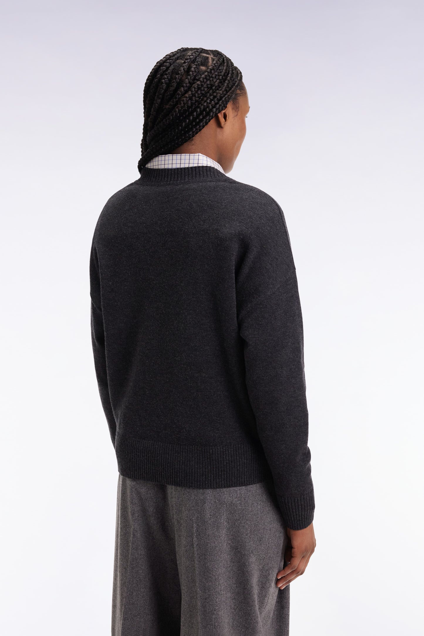 Pull à col V en laine et coton gris coupe Relaxed