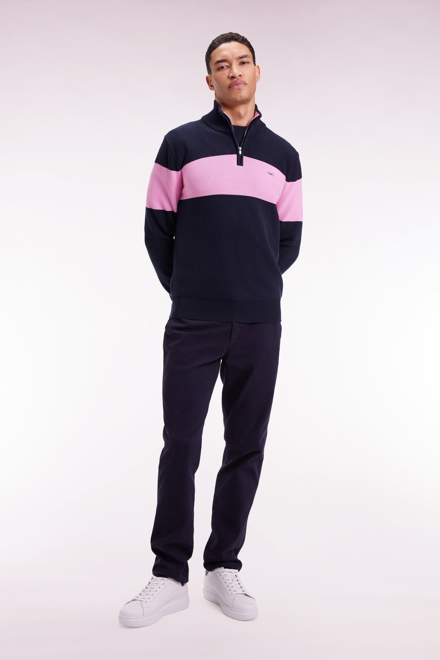 Pull col camionneur en coton marine broderie dos