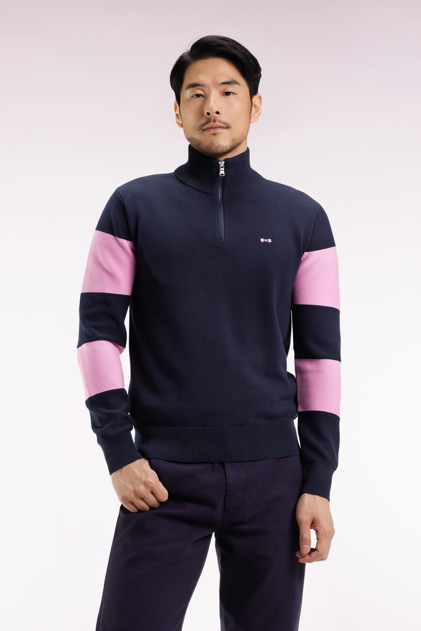 Pull col camionneur en coton marine et rose broderie dos